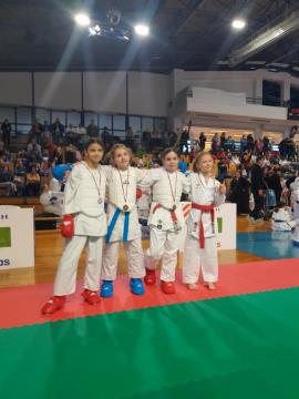 Polona Bajc borbe deklice U12 -34kg 3.mesto